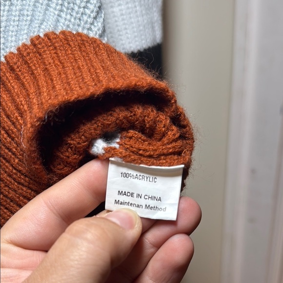 Woman’s Color Block Sweater Long Sleeve Crewneck Striped Size Large - Picture 7 of 9